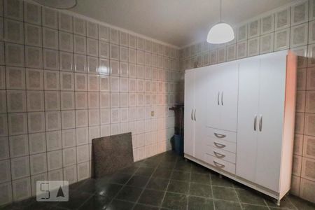 Casa à venda com 250m², 4 quartos e 1 vaga Casa à venda com 250m², 4 quartos e 1 vagaÁrea de Serviço