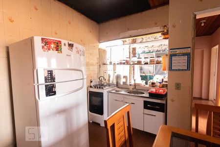 Casa à venda com 200m², 1 quarto e 8 vagasCozinha