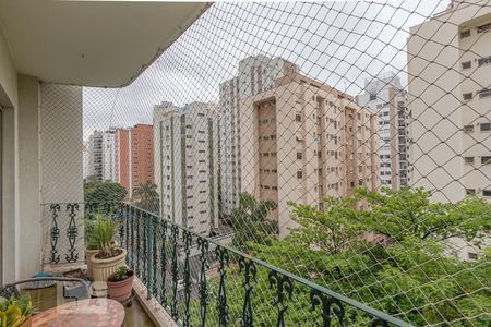 Apartamento à venda com 160m², 4 quartos e 2 vagas Apartamento à venda com 160m², 4 quartos e 2 vagasVaranda da Sala