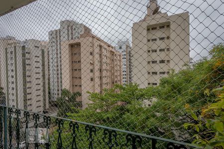 Apartamento à venda com 160m², 4 quartos e 2 vagas Apartamento à venda com 160m², 4 quartos e 2 vagasVaranda do Quarto 3