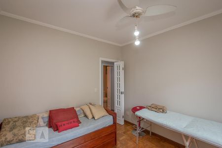 Apartamento à venda com 160m², 4 quartos e 2 vagas Apartamento à venda com 160m², 4 quartos e 2 vagasQuarto 3