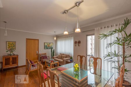 Apartamento à venda com 160m², 4 quartos e 2 vagas Apartamento à venda com 160m², 4 quartos e 2 vagasSala