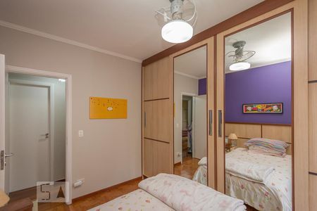 Apartamento à venda com 160m², 4 quartos e 2 vagas Apartamento à venda com 160m², 4 quartos e 2 vagasQuarto 2