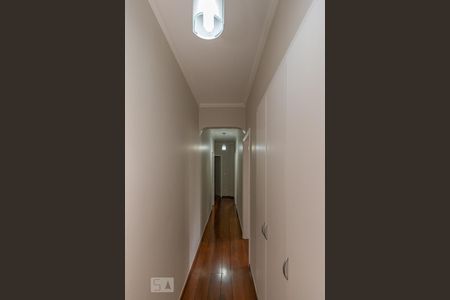 Apartamento à venda com 160m², 4 quartos e 2 vagas Apartamento à venda com 160m², 4 quartos e 2 vagasCorredor