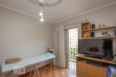 Apartamento à venda com 160m², 4 quartos e 2 vagas Apartamento à venda com 160m², 4 quartos e 2 vagasQuarto 3