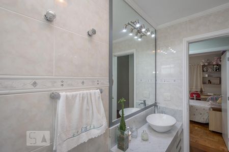 Apartamento à venda com 160m², 4 quartos e 2 vagas Apartamento à venda com 160m², 4 quartos e 2 vagasBanheiro