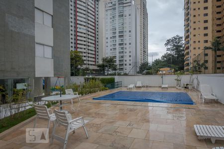 Apartamento à venda com 160m², 4 quartos e 2 vagas Apartamento à venda com 160m², 4 quartos e 2 vagasPiscina