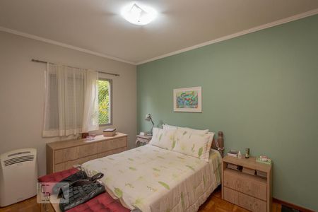 Apartamento à venda com 160m², 4 quartos e 2 vagas Apartamento à venda com 160m², 4 quartos e 2 vagasSuíte
