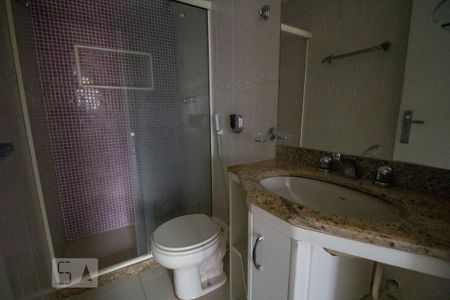 Banheiro da Suíte 1 de apartamento à venda com 2 quartos, 106m² em Recreio dos Bandeirantes, Rio de Janeiro