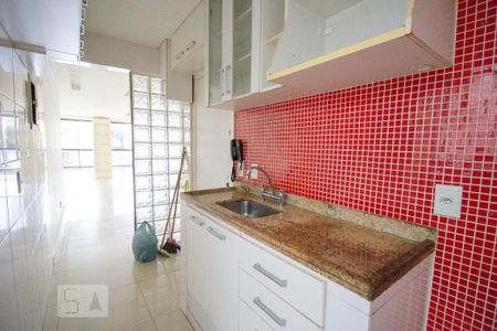 Apartamento para alugar com 106m², 2 quartos e 2 vagas Apartamento para alugar com 106m², 2 quartos e 2 vagasCozinha e Área de Serviço