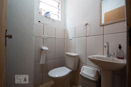 Casa à venda com 199m², 5 quartos e 7 vagas Casa à venda com 199m², 5 quartos e 7 vagasBanheiro de Serviço (Garagem)