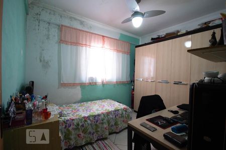 Casa à venda com 199m², 5 quartos e 7 vagas Casa à venda com 199m², 5 quartos e 7 vagasQuarto 2