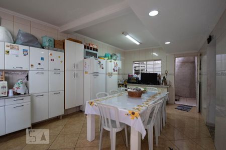 Casa à venda com 199m², 5 quartos e 7 vagas Casa à venda com 199m², 5 quartos e 7 vagasCozinha