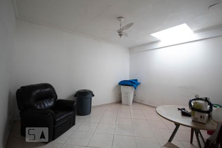 Casa à venda com 199m², 5 quartos e 7 vagas Casa à venda com 199m², 5 quartos e 7 vagasQuarto 3