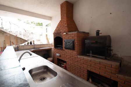 Casa à venda com 199m², 5 quartos e 7 vagas Casa à venda com 199m², 5 quartos e 7 vagasChurrasqueira