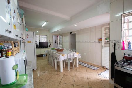 Casa à venda com 199m², 5 quartos e 7 vagas Casa à venda com 199m², 5 quartos e 7 vagasCozinha