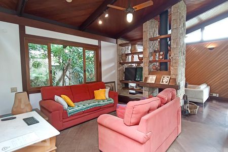 Sala de casa de condomínio à venda com 4 quartos, 650m² em Alphaville, Santana de Parnaíba