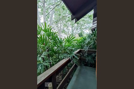 Casa de condomínio à venda com 650m², 4 quartos e 9 vagasVaranda da suíte