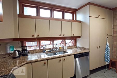 Casa de condomínio à venda com 650m², 4 quartos e 9 vagasCozinha