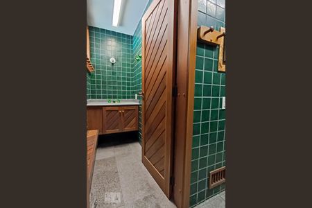 Casa de condomínio à venda com 650m², 4 quartos e 9 vagasVestiário e sauna seca