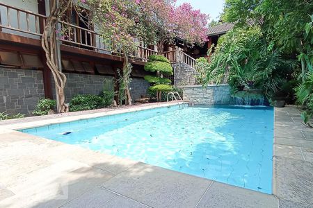 Casa de condomínio à venda com 650m², 4 quartos e 9 vagasPiscina