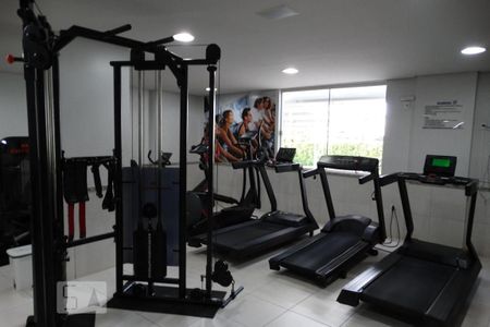 Apartamento para alugar com 67m², 2 quartos e 1 vagaÁrea comum - Academia