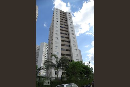 Apartamento para alugar com 67m², 2 quartos e 1 vagaFachada
