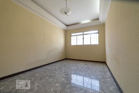 Casa à venda com 300m², 4 quartos e 5 vagas Casa à venda com 300m², 4 quartos e 5 vagasSala de jantar 03