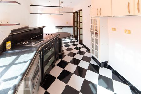 Casa à venda com 300m², 4 quartos e 5 vagas Casa à venda com 300m², 4 quartos e 5 vagasCozinha 02