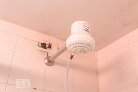 Apartamento à venda com 56m², 2 quartos e 1 vagaChuveiro