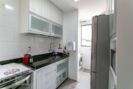 Apartamento para alugar com 74m², 2 quartos e 2 vagasCozinha