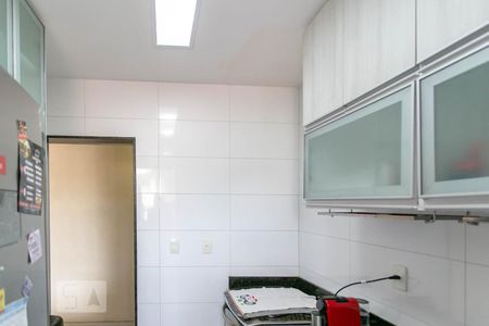 Apartamento para alugar com 74m², 2 quartos e 2 vagasCozinha