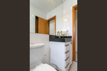 Apartamento para alugar com 74m², 2 quartos e 2 vagasBanheiro Social