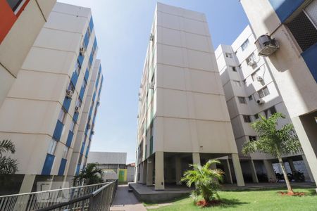 Apartamento para alugar com 70m², 3 quartos e 1 vaga Apartamento para alugar com 70m², 3 quartos e 1 vagaFachada