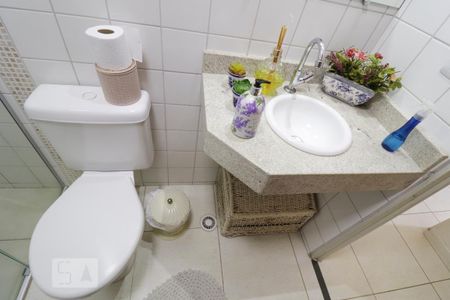 Apartamento para alugar com 70m², 3 quartos e 1 vaga Apartamento para alugar com 70m², 3 quartos e 1 vagaBanheiro social
