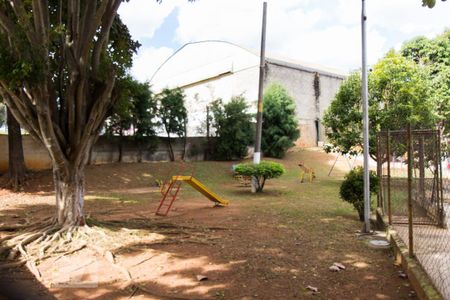 Apartamento para alugar com 70m², 2 quartos e 1 vaga Apartamento para alugar com 70m², 2 quartos e 1 vagaÁrea Comum - Playground
