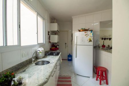 Apartamento à venda com 108m², 3 quartos e sem vaga Apartamento à venda com 108m², 3 quartos e sem vagaCozinha