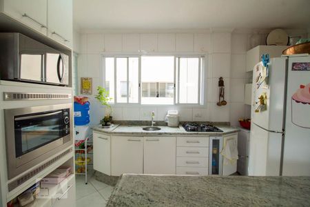 Apartamento à venda com 108m², 3 quartos e sem vaga Apartamento à venda com 108m², 3 quartos e sem vagaCozinha
