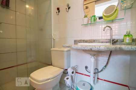 Apartamento à venda com 108m², 3 quartos e sem vaga Apartamento à venda com 108m², 3 quartos e sem vagaBanheiro da Suíte 1