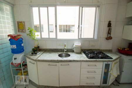 Apartamento à venda com 108m², 3 quartos e sem vaga Apartamento à venda com 108m², 3 quartos e sem vagaCozinha