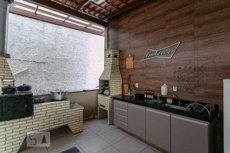 Casa à venda com 340m², 3 quartos e 6 vagas Casa à venda com 340m², 3 quartos e 6 vagasEspaço Gourmet