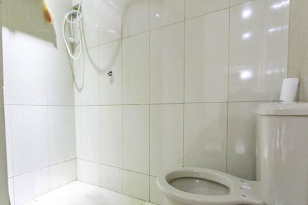 Casa à venda com 340m², 3 quartos e 6 vagas Casa à venda com 340m², 3 quartos e 6 vagasBanheiro da Suíte