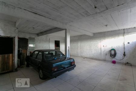 Casa à venda com 340m², 3 quartos e 6 vagas Casa à venda com 340m², 3 quartos e 6 vagasGaragem