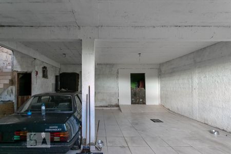 Casa à venda com 340m², 3 quartos e 6 vagas Casa à venda com 340m², 3 quartos e 6 vagasGaragem