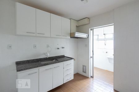 Apartamento à venda com 70m², 2 quartos e 1 vagaCozinha 