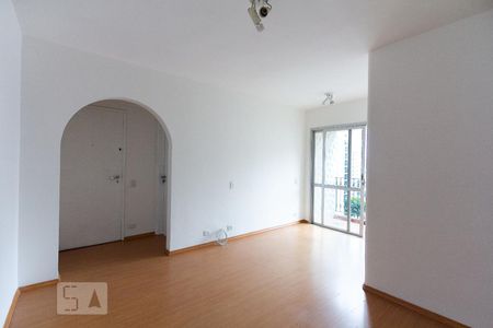 Sala de apartamento à venda com 2 quartos, 70m² em Vila Olímpia, São Paulo