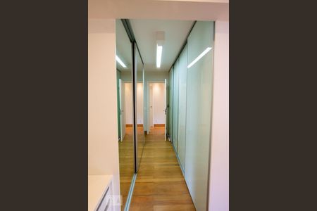 Apartamento à venda com 167m², 3 quartos e 3 vagasCloset da Suíte 1