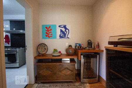 Antesala de apartamento à venda com 3 quartos, 167m² em Alto de Pinheiros, São Paulo