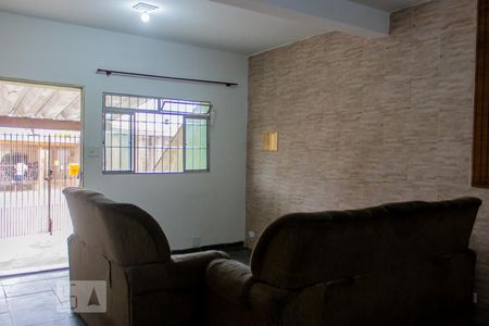 Sala de casa para alugar com 1 quarto, 52m² em Vila São Pedro, Santo André