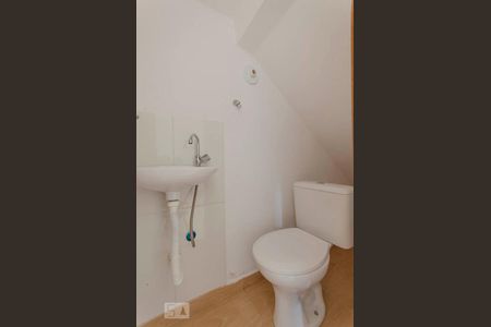 Casa de condomínio para alugar com 65m², 2 quartos e 1 vagaLavabo